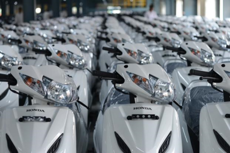 https://www.dogragroup.com/wp-content/uploads/2020/07/honda_warehouse_dgc.jpg